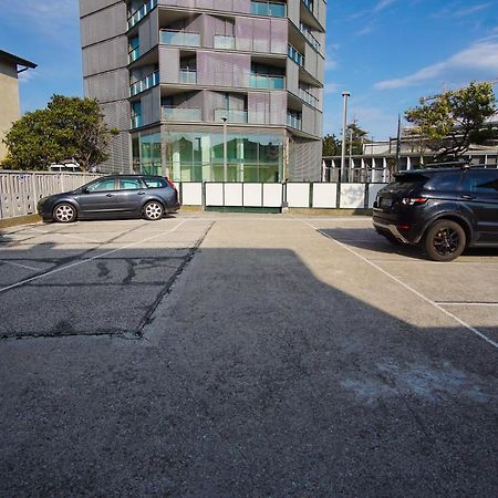Quito Residence Movida E Spiaggia Лидо-ди-Езоло Экстерьер фото