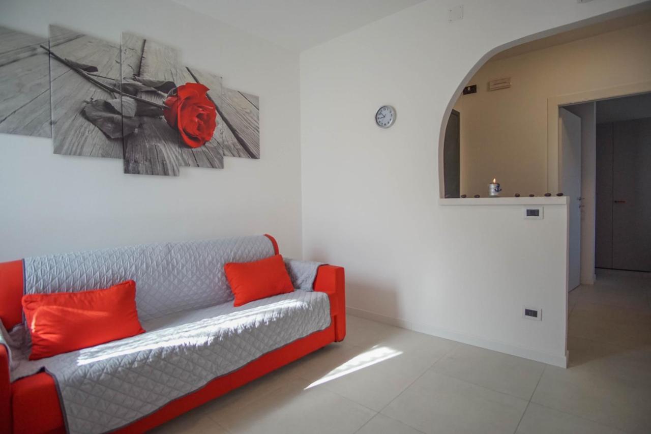 Quito Residence Movida E Spiaggia Лидо-ди-Езоло Экстерьер фото
